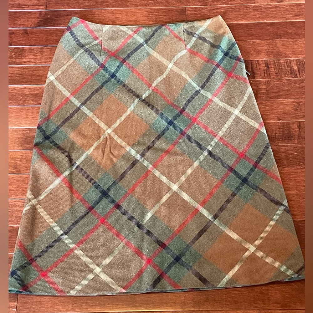 Ann Taylor midi skirt, size 6